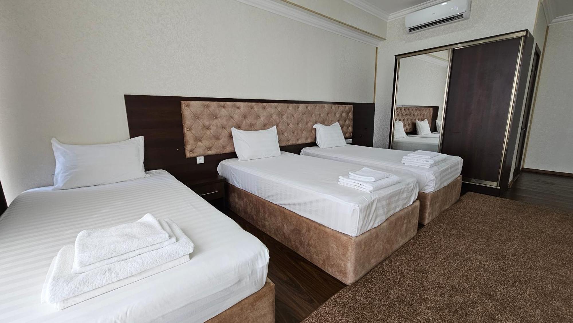 Grand Turon Plaza Hotel طشقند المظهر الخارجي الصورة