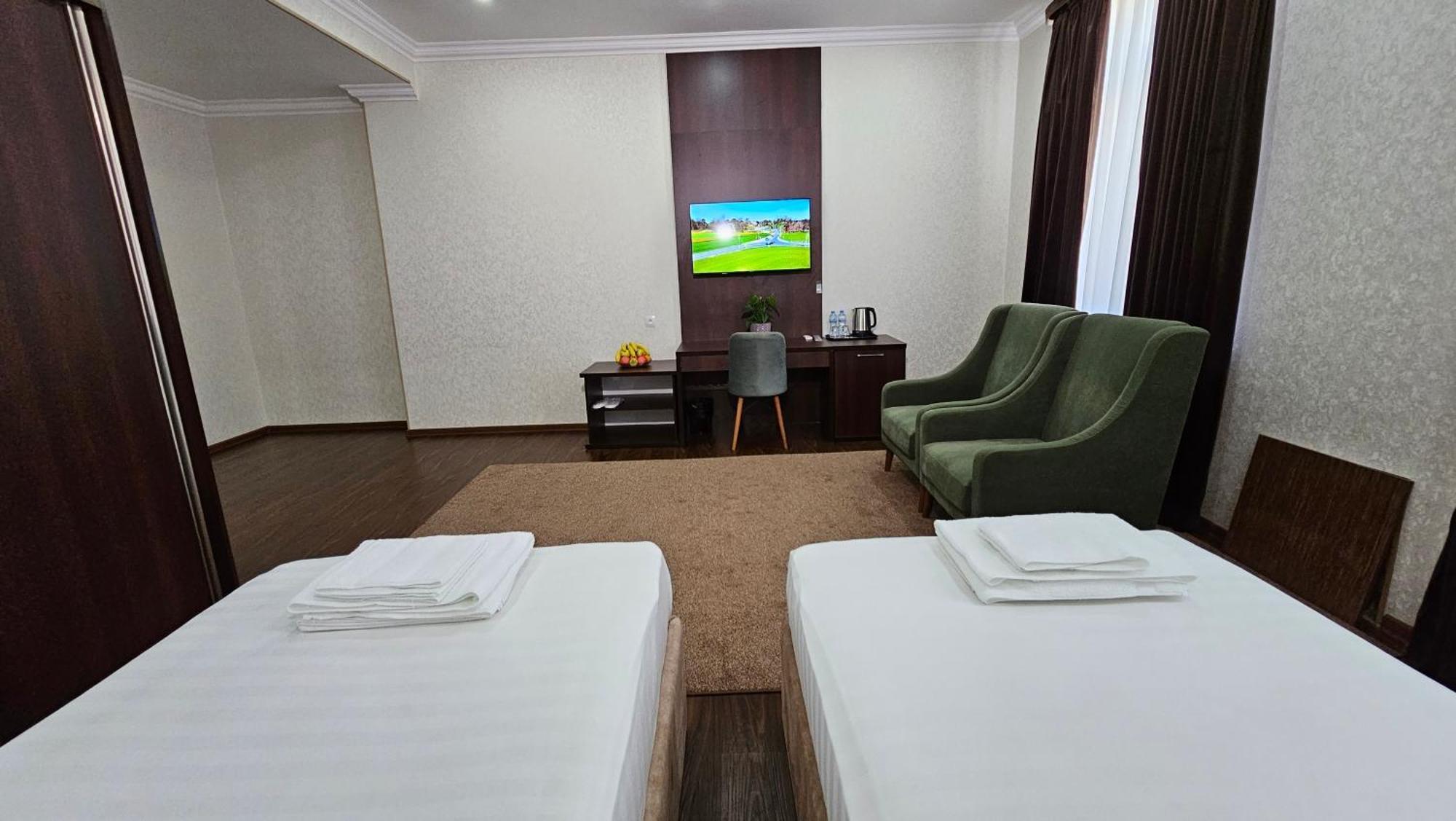 Grand Turon Plaza Hotel طشقند المظهر الخارجي الصورة