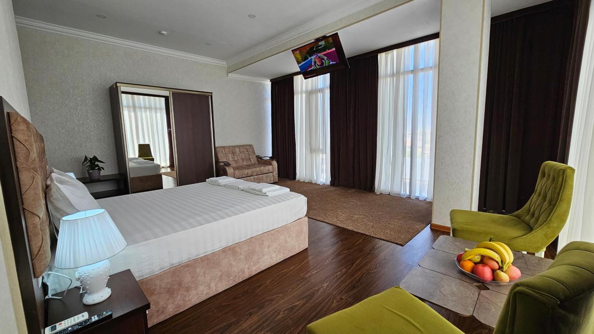 Grand Turon Plaza Hotel طشقند المظهر الخارجي الصورة